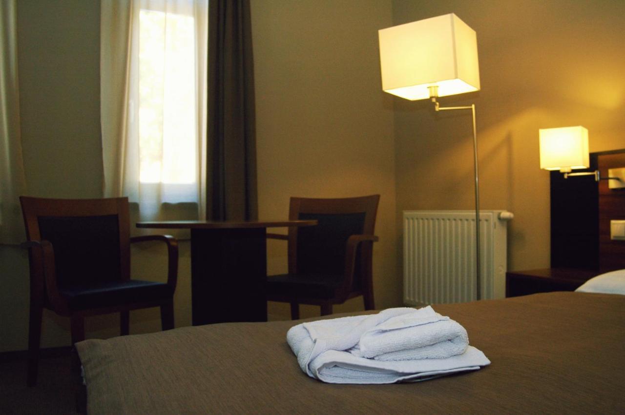 Fiaker Panzio Bed and Breakfast Zalaszentgrót Eksteriør billede